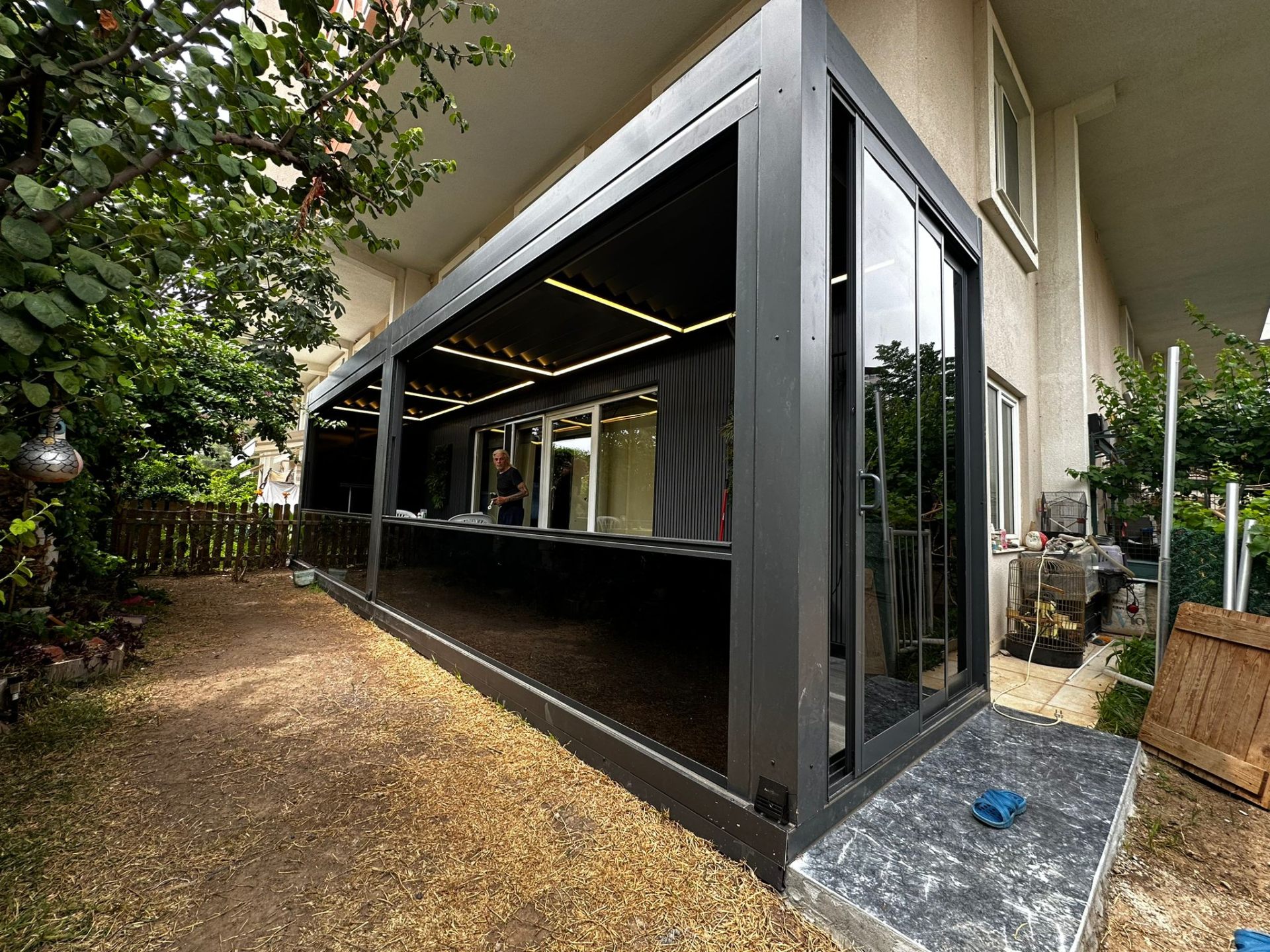 Albert Genau Bioklimatik Pergola Uygulaması 1