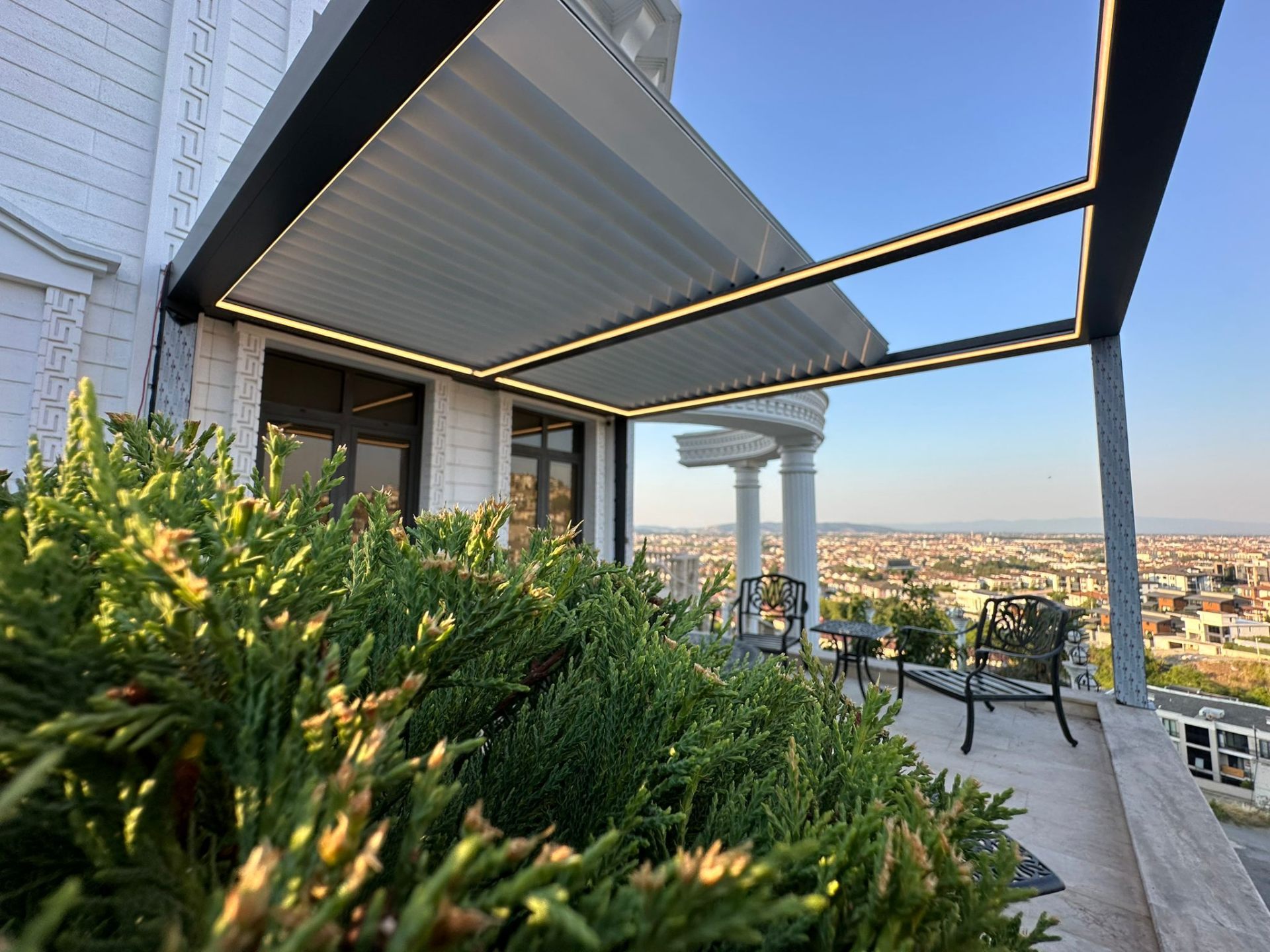 Albert Genau Bioklimatik Pergola Uygulaması 7