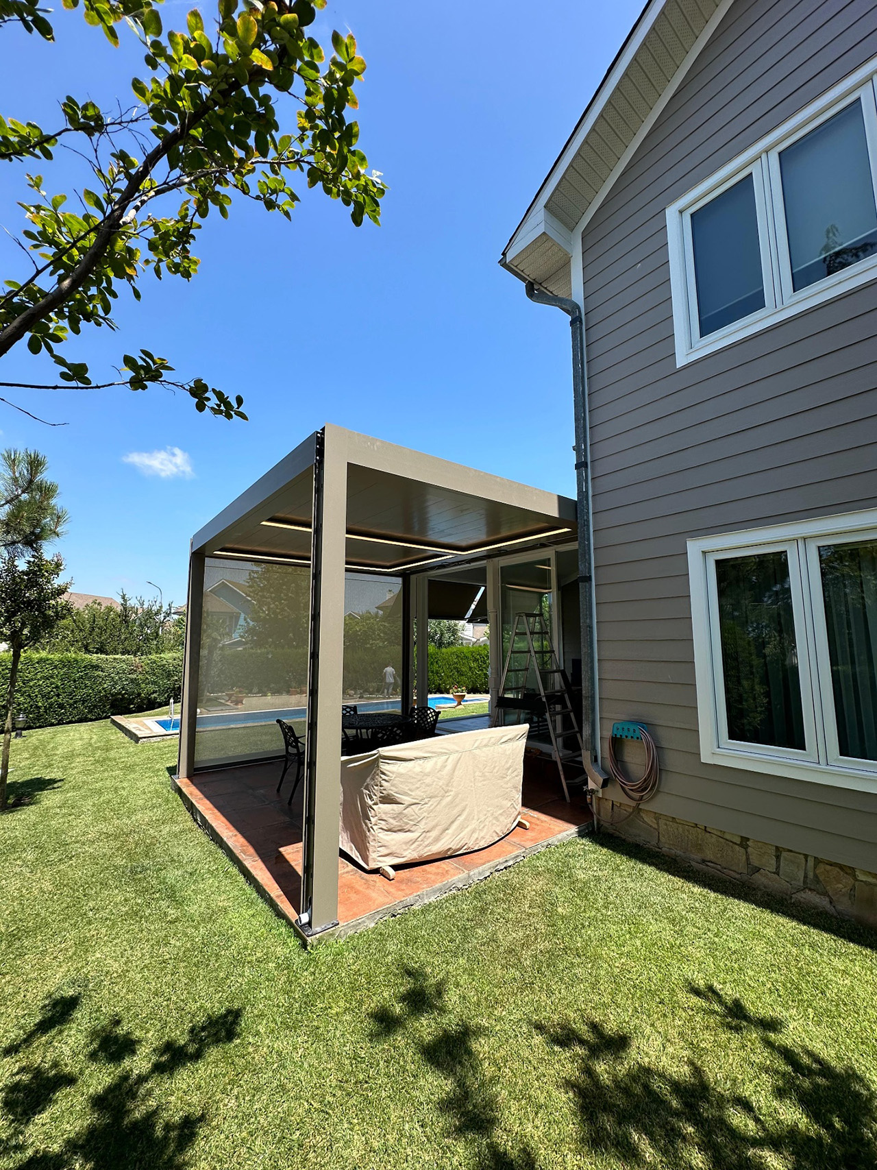 Albert Genau Bioklimatik Pergola Uygulaması 9